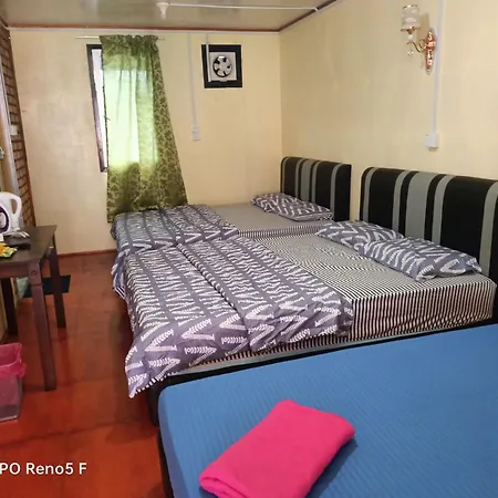 Strawberry Rest House Mesilou Kundasang Exterior photo