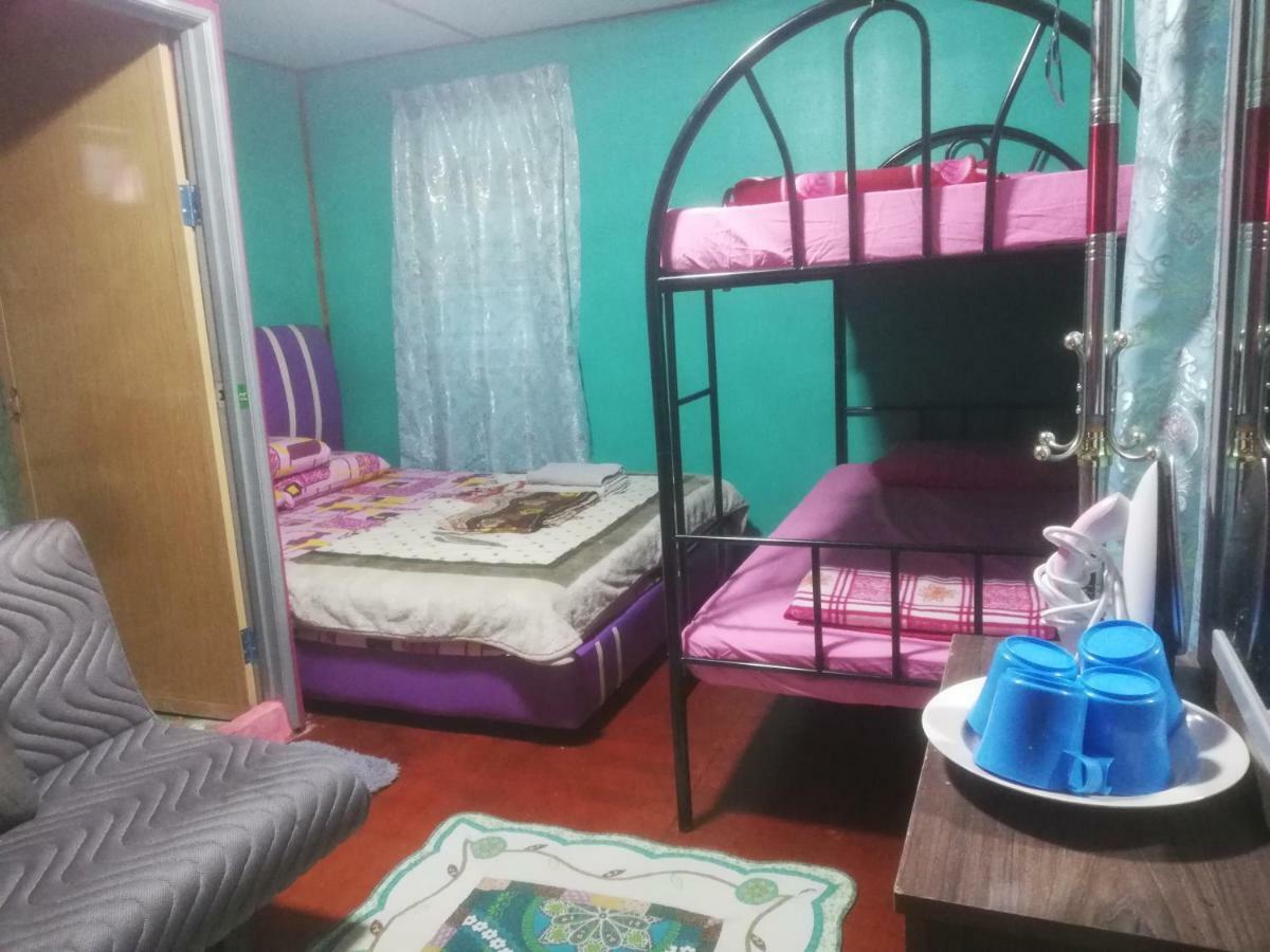Strawberry Mesilou Guest house